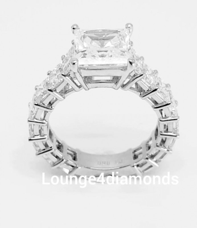 14219870 – Lounge4Diamonds